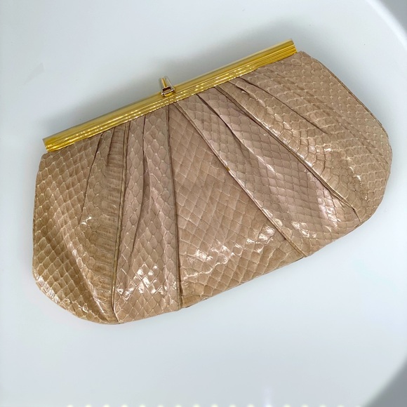 Judith Leiber python clutch bag - Picture 7 of 9